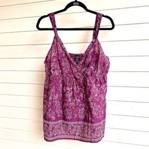 Adorable cotton sleeveless blouse purple and white paisley size L(12/14)